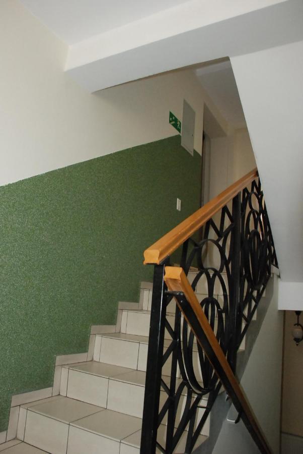 Hotelik Manhatan Radzyn Podlaski Exteriör bild